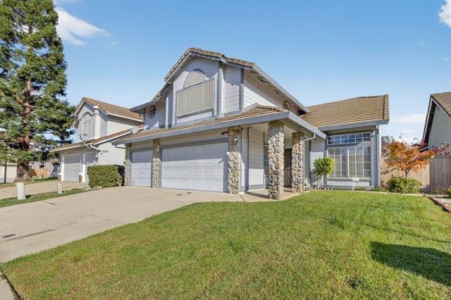 8951 Ivanpah Court, Elk Grove