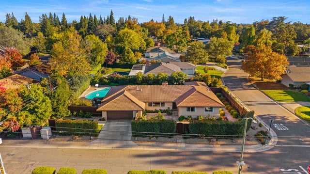 4240 Fair Oaks Boulevard, Sacramento