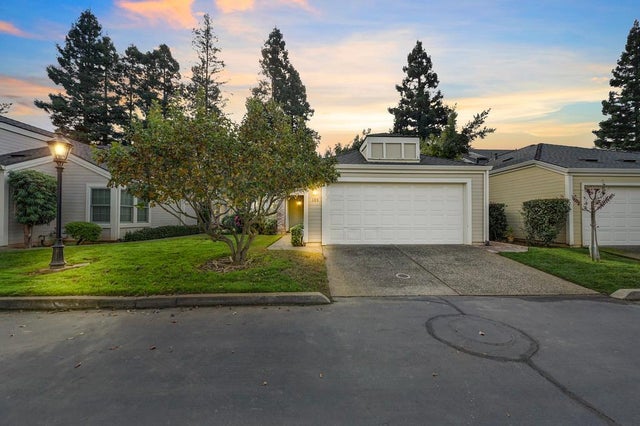 139 River Chase Circle, Sacramento