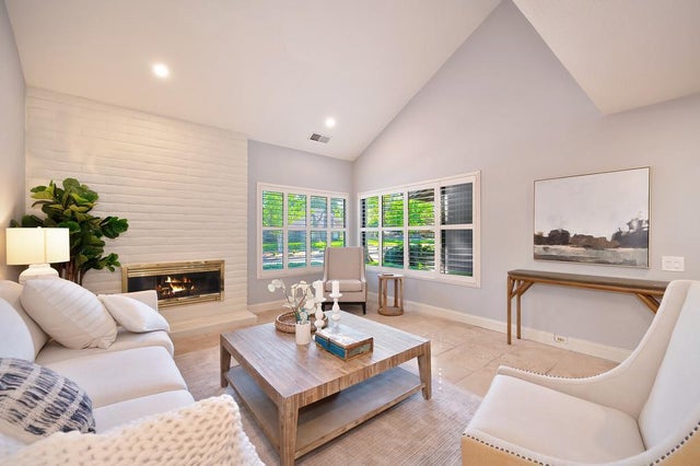 11415 Gold Country Boulevard, Gold River