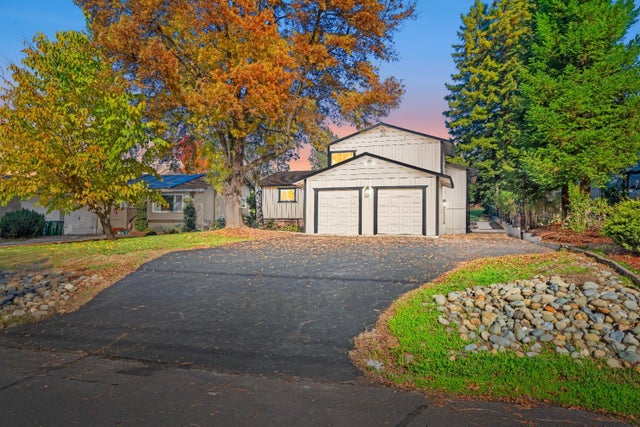 24626 Oro Valley Road, Auburn