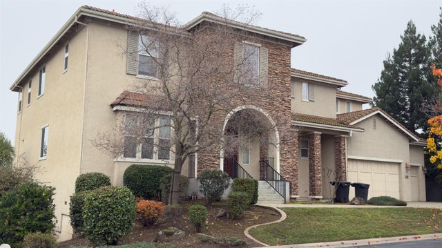 1520 Oak Hill Way, Roseville