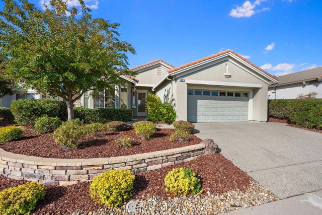 1892 Farmgate Lane, Lincoln