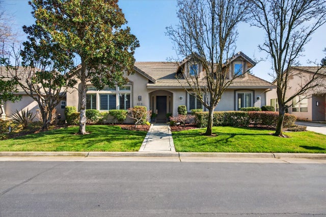 818 Sierra Oaks Vista Lane, Sacramento