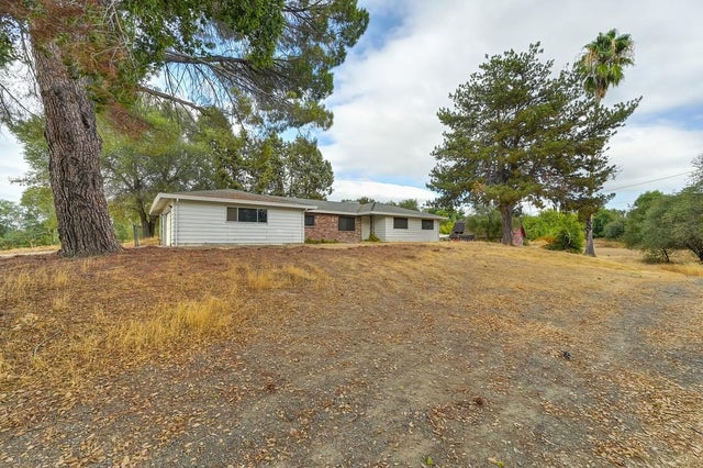 7400 Mountain Avenue, Orangevale