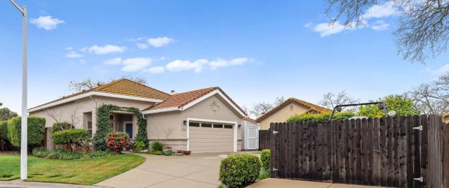 808 Reilly Court, Roseville