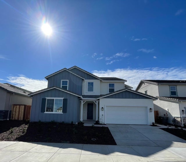 633 Silver Canoe Court, Roseville