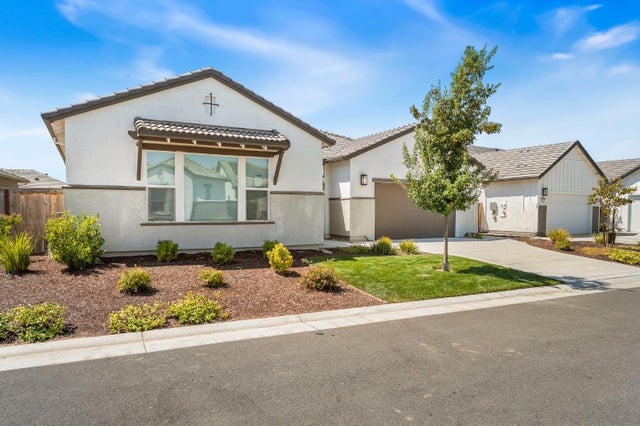 4651 Trumpet Lily Way, Roseville