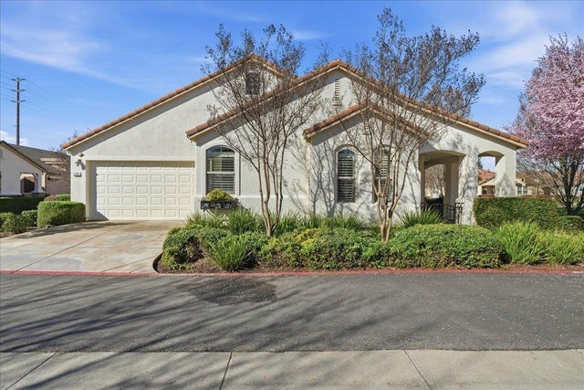 1281 Marseille Lane, Roseville