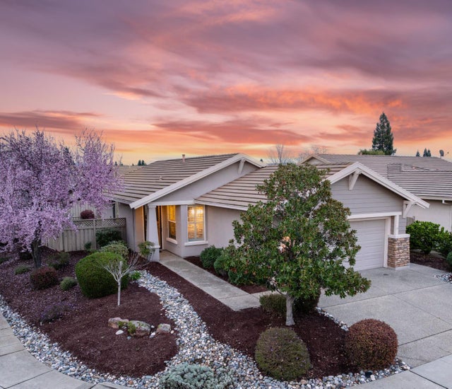 679 Wagon Wheel Lane, Lincoln