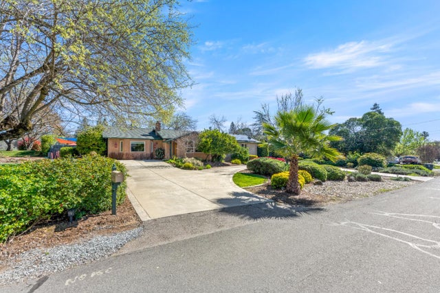 4015 Bonanza Way, Loomis