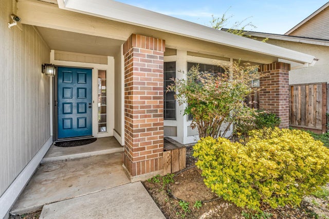 1612 Alnwick Drive, Roseville