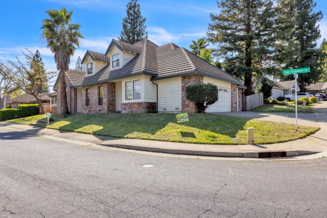1217 San Simeon Drive, Roseville