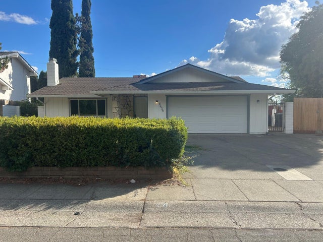 6636 Saint James Drive, Carmichael