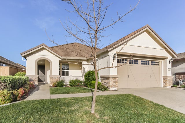 9984 Westminister, Elk Grove
