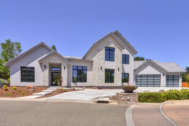 1360 Pars Oak Lane, Carmichael