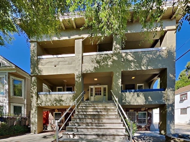 2218 10th Street, Sacramento