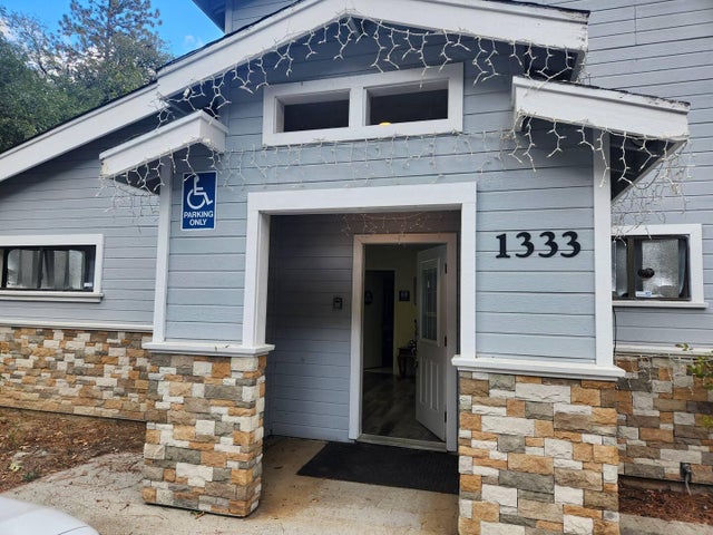 1333 174 Highway, Colfax