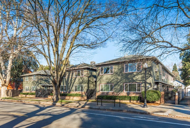 2811 F Street, Sacramento