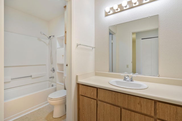 7640 Lily Mar, Antelope