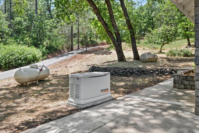 18415 Blackberry Lane, Meadow Vista