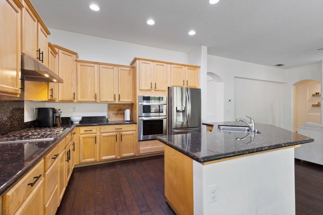 1433 Grovewood Lane, Roseville