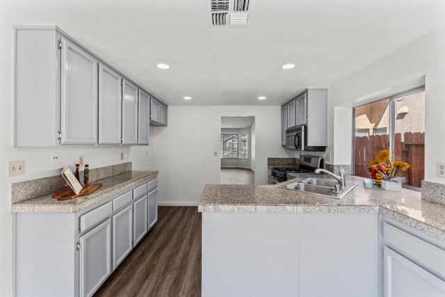 8126 Great House Way, Antelope