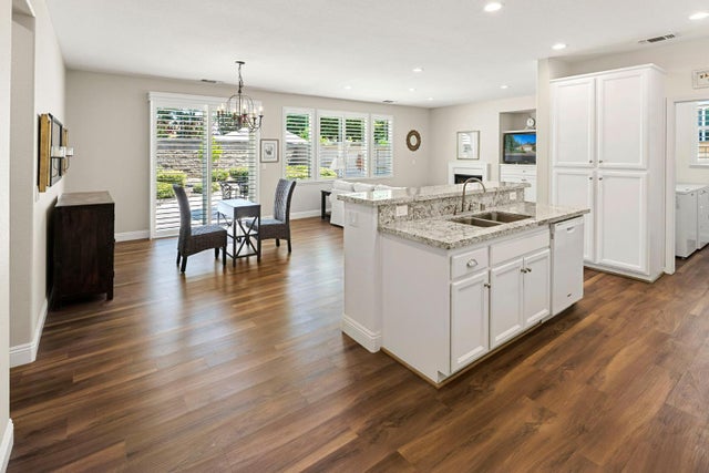 1195 Fergusen Way, Folsom