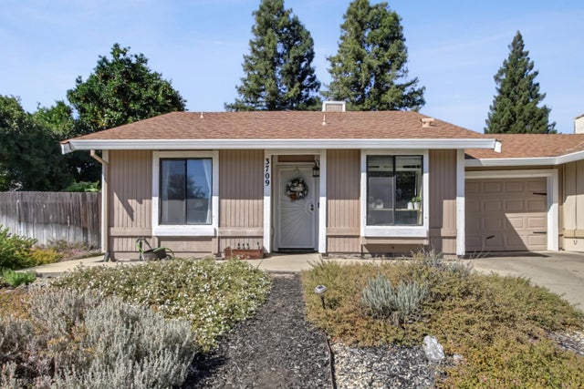 3709 Rollins Way, Antelope