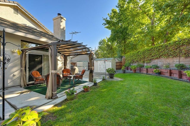 8400 Clear Valley Court, Antelope