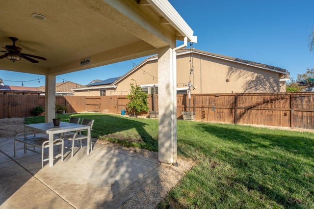 1988 Lucca Lane, Lincoln