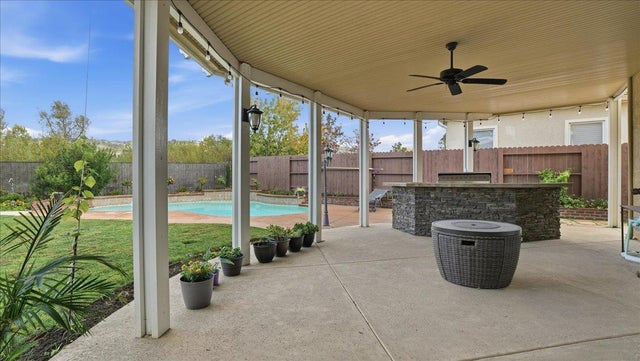 860 Fieldstone Court, Folsom