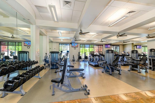 2104 Benton Loop, Roseville