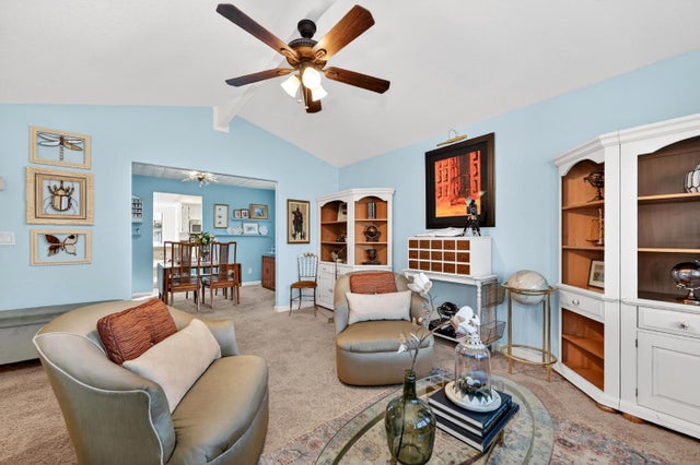 621 Dawnridge Road, Roseville