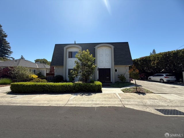 917 Fremont Street, Menlo Park