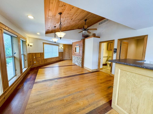 W1734 North St 225, Brooklyn