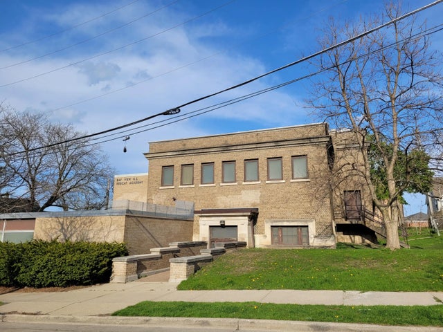 907 E Russell Ave, Milwaukee