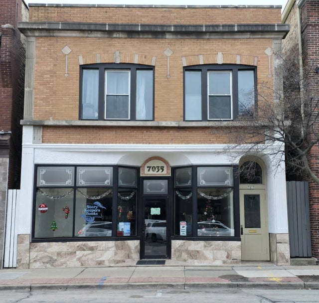 7035 W Greenfield Ave, West Allis