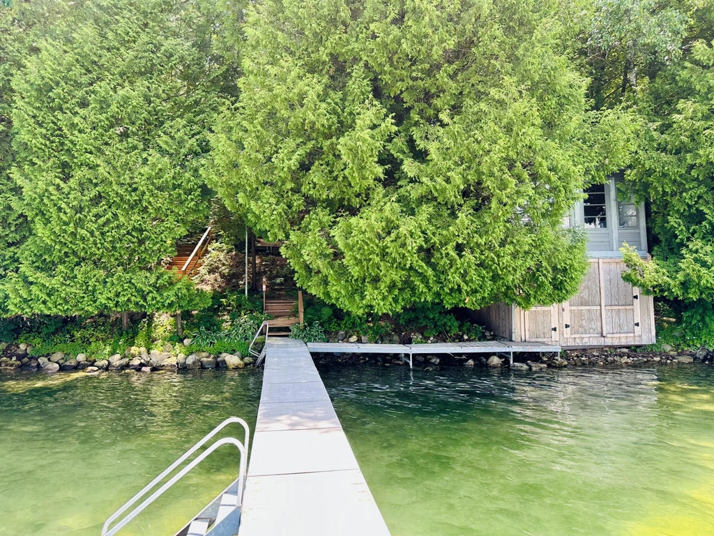 N7859 Lakeside Park Rd, Rhine