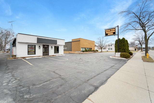 719 S Main St, Fond Du Lac