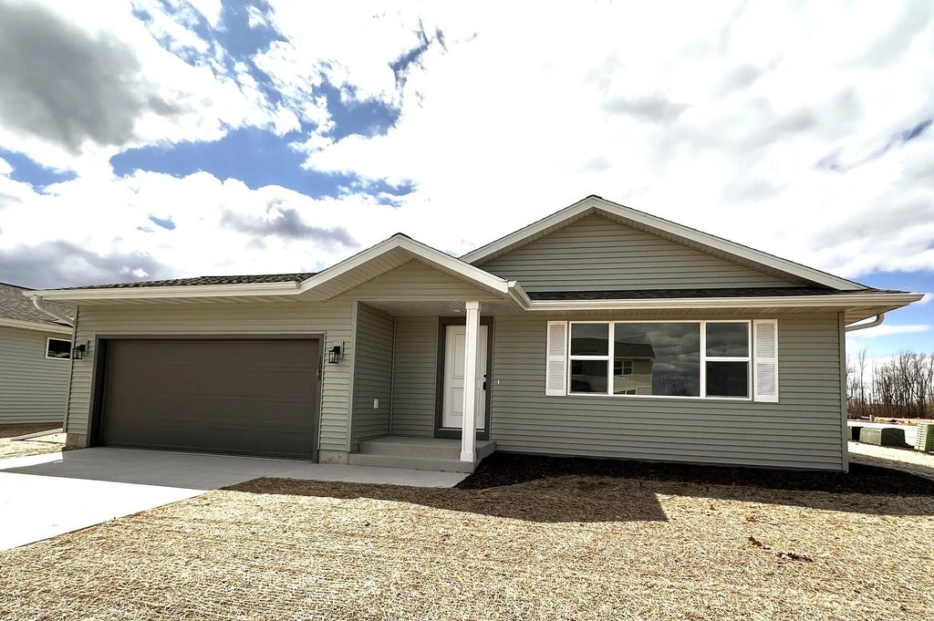 1048 Mcnish Ct, Sheboygan Falls