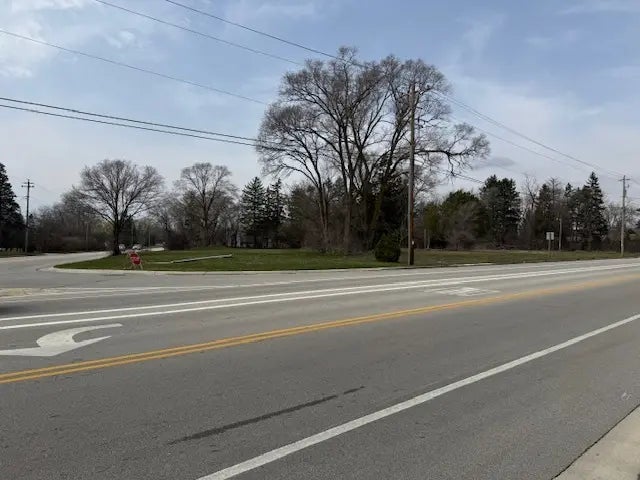 10401 N Cedarburg Rd, Mequon