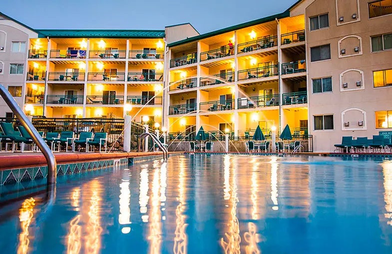 111 Center St 355, Lake Geneva