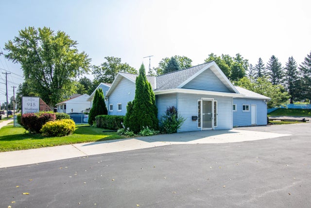 915 Madison St, Beaver Dam