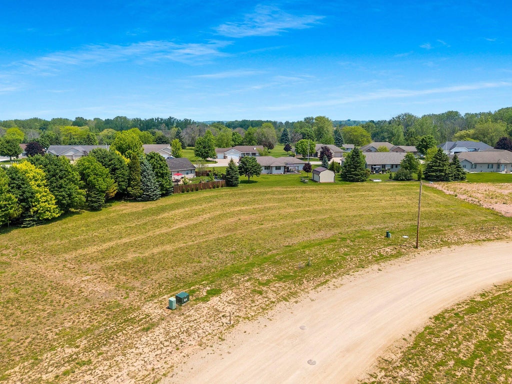 528 Rustic Ridge Dr, Brillion