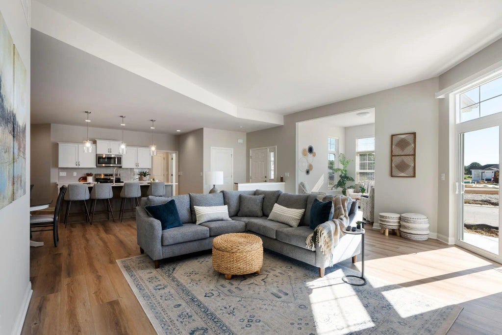 868 S Verona Cir 26, Grafton