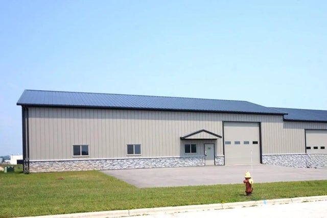 736 Maritime Dr 2, Port Washington