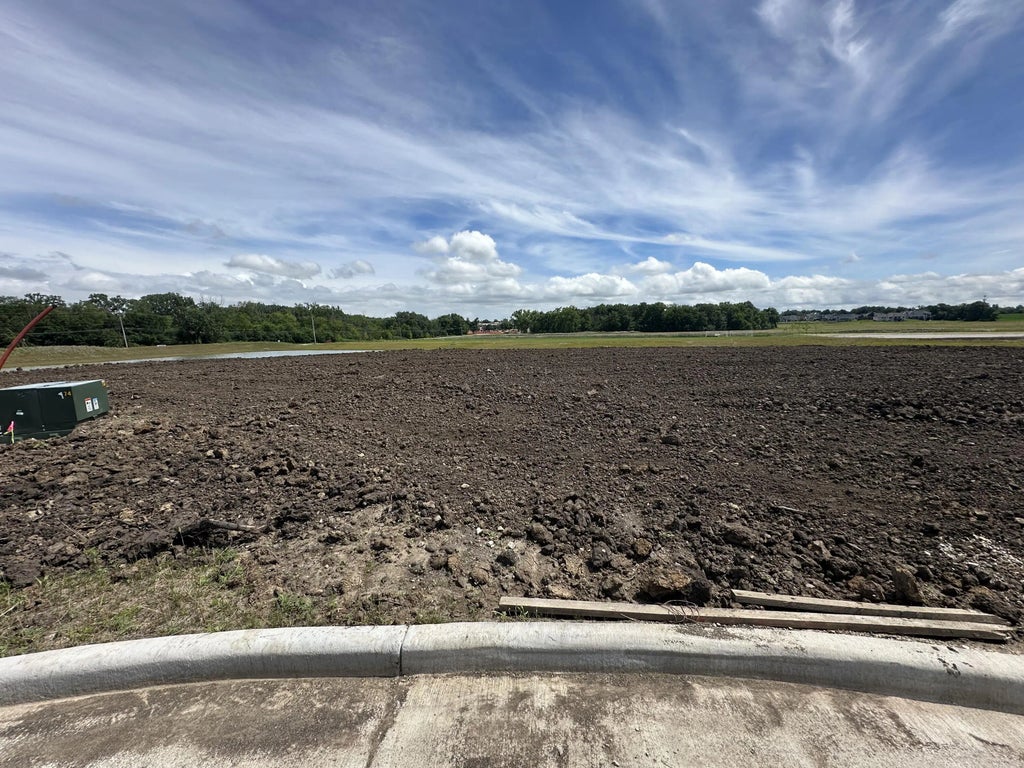 Lt10 Norbert Ct, New Berlin