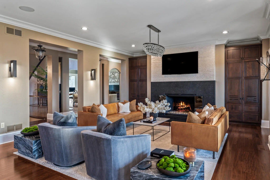 S17w28902 Price Ct, Genesee