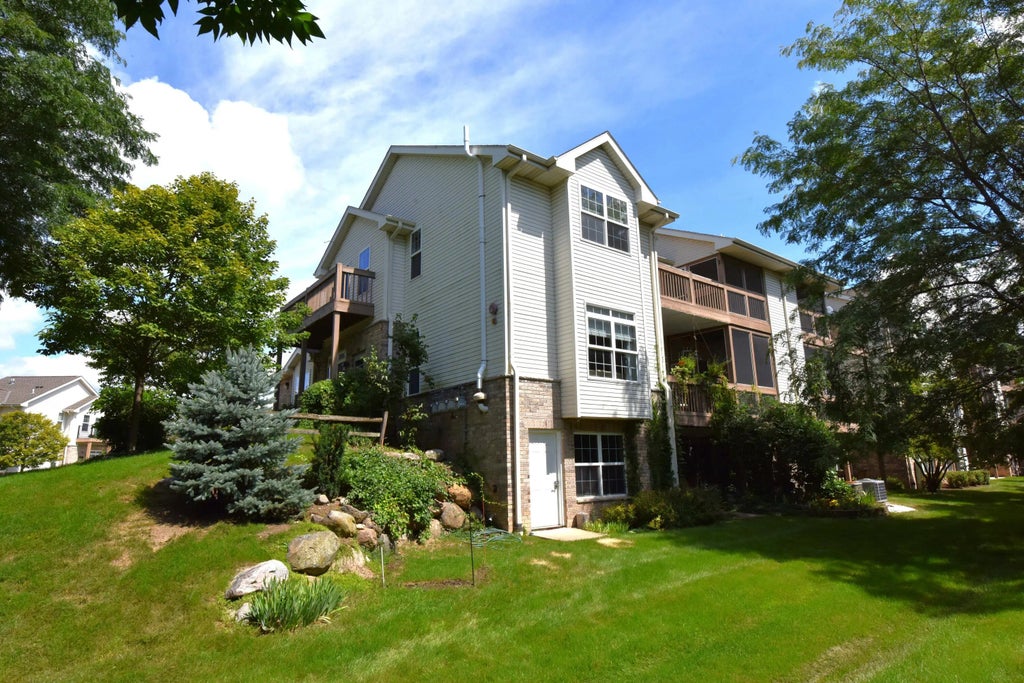 9233 S 51st St, Franklin